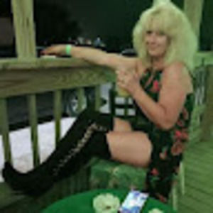 Meet your Posher, Debbie reid